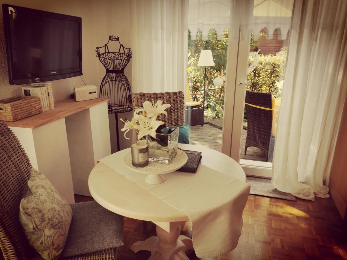 "Maison Blanche" - Das Gemuetliche Garten-Apartment Zwischen Koeln Und Duesseldorf Grevenbroich Buitenkant foto